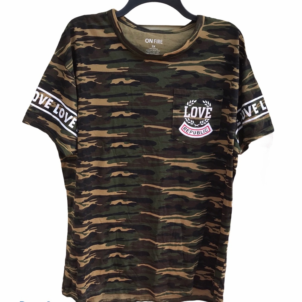 One fire women’s shirts Sz 3x.